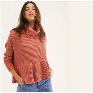 Women’s Free People Layer Cake Turtleneck Sweater - Small